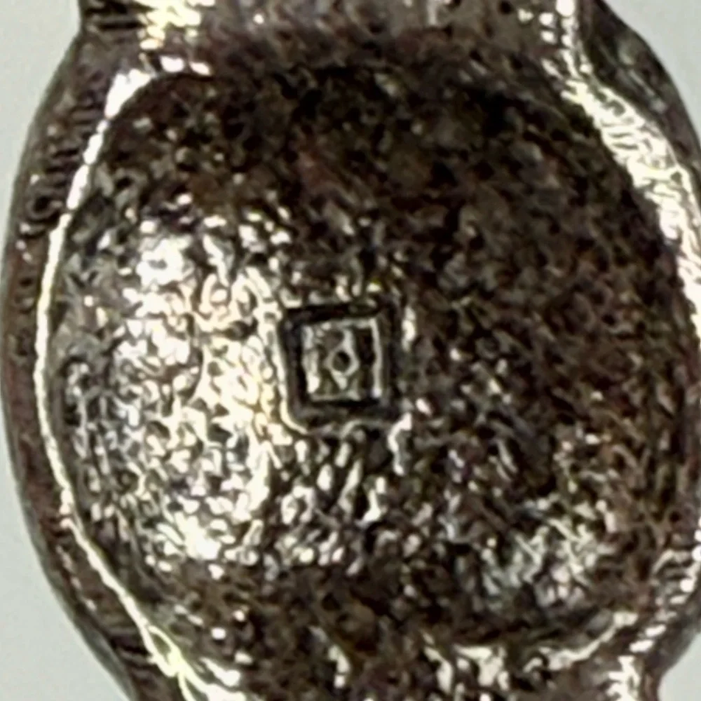 Avon Bold Romance Art Deco Pin Brooch 1991, buckle design silver-tone